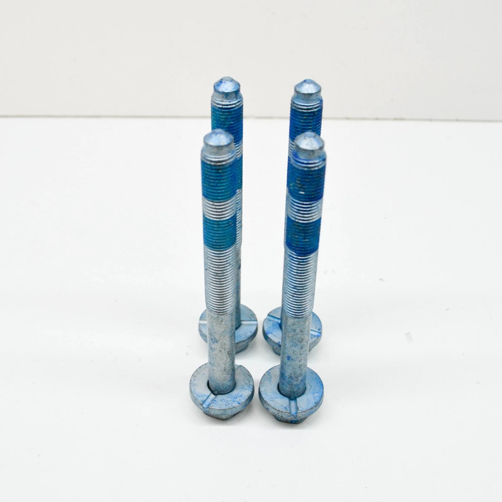 NEW MB M W164 REAR SUSPENSION CROSSMEMBER SUPPORT BOLT X4 A0019909400 ORIGINAL