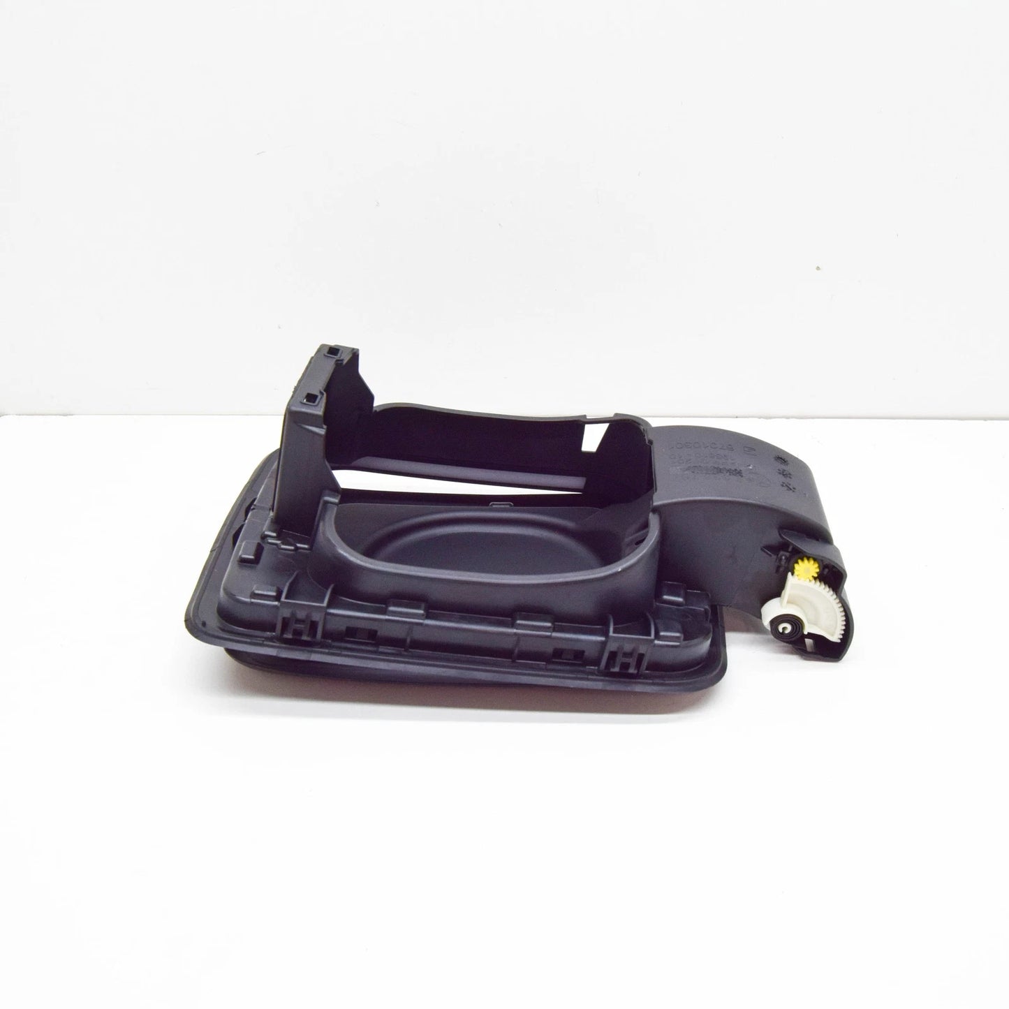 NEW BMW I3 I01 CHARGING SOCKET COVER 51177335767 ORIGINAL