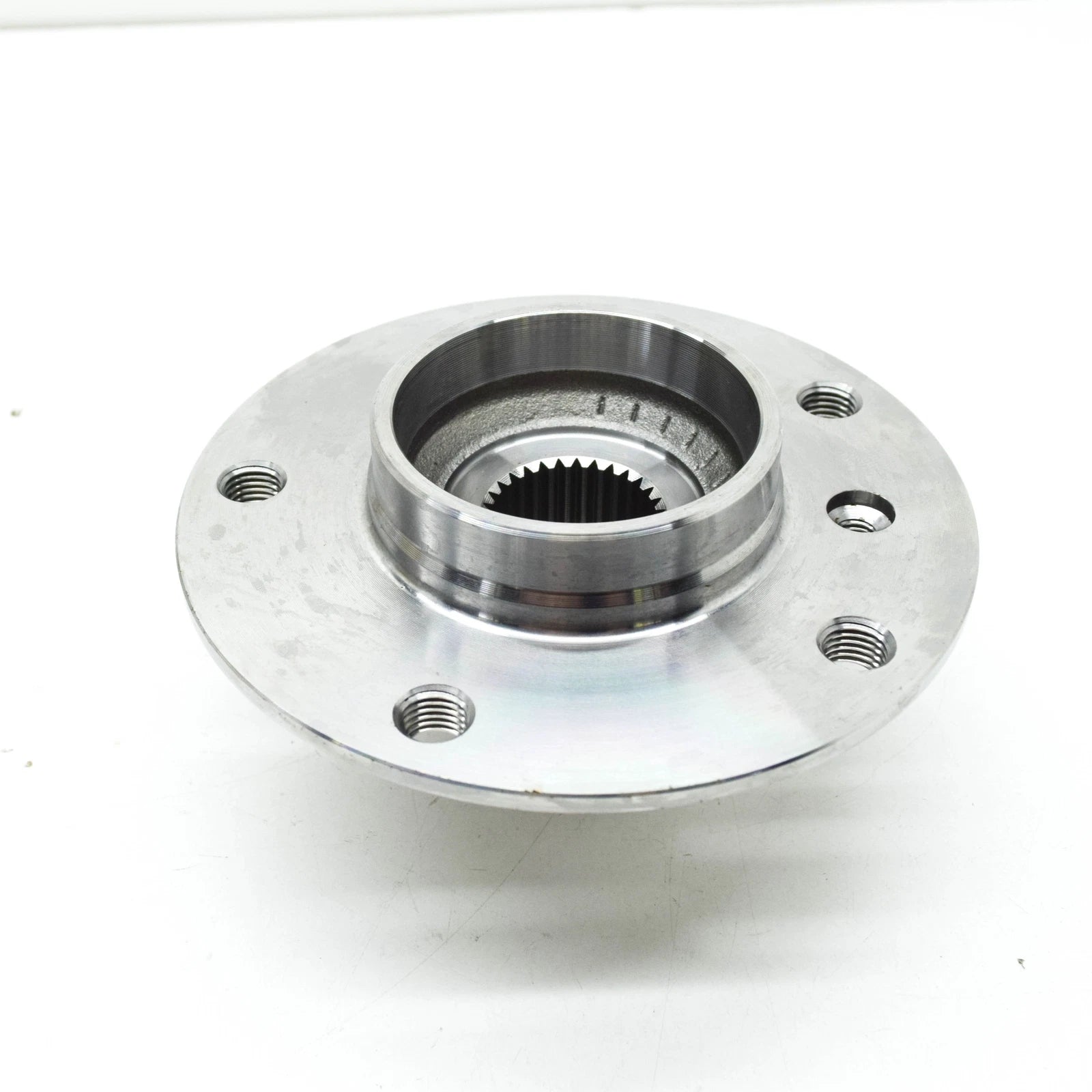 NEW BMW 5 E60 REAR WHEEL HUB SPINDLE FLANGE 33411095774 1095774 ORIGINAL