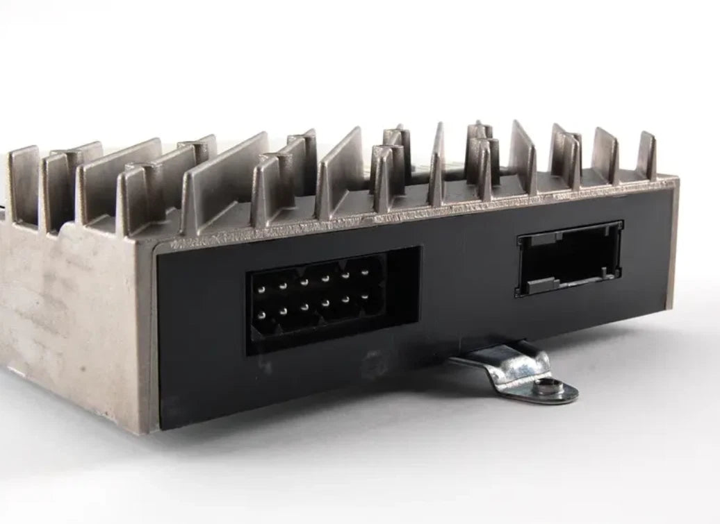 NEW BMW 5 E39 SOUND AMPLIFIER 65128374535 8374535 ORIGINAL