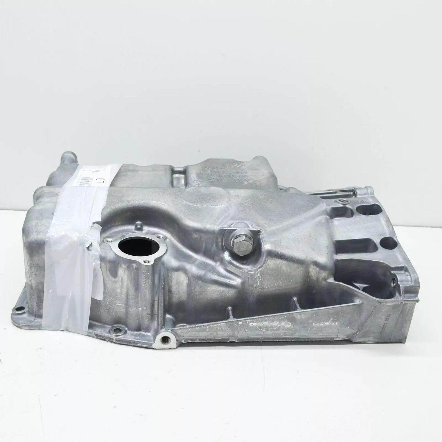 NEW VW TOURAN 5T ENGINE OIL SUMP 05E103603C ORIGINAL