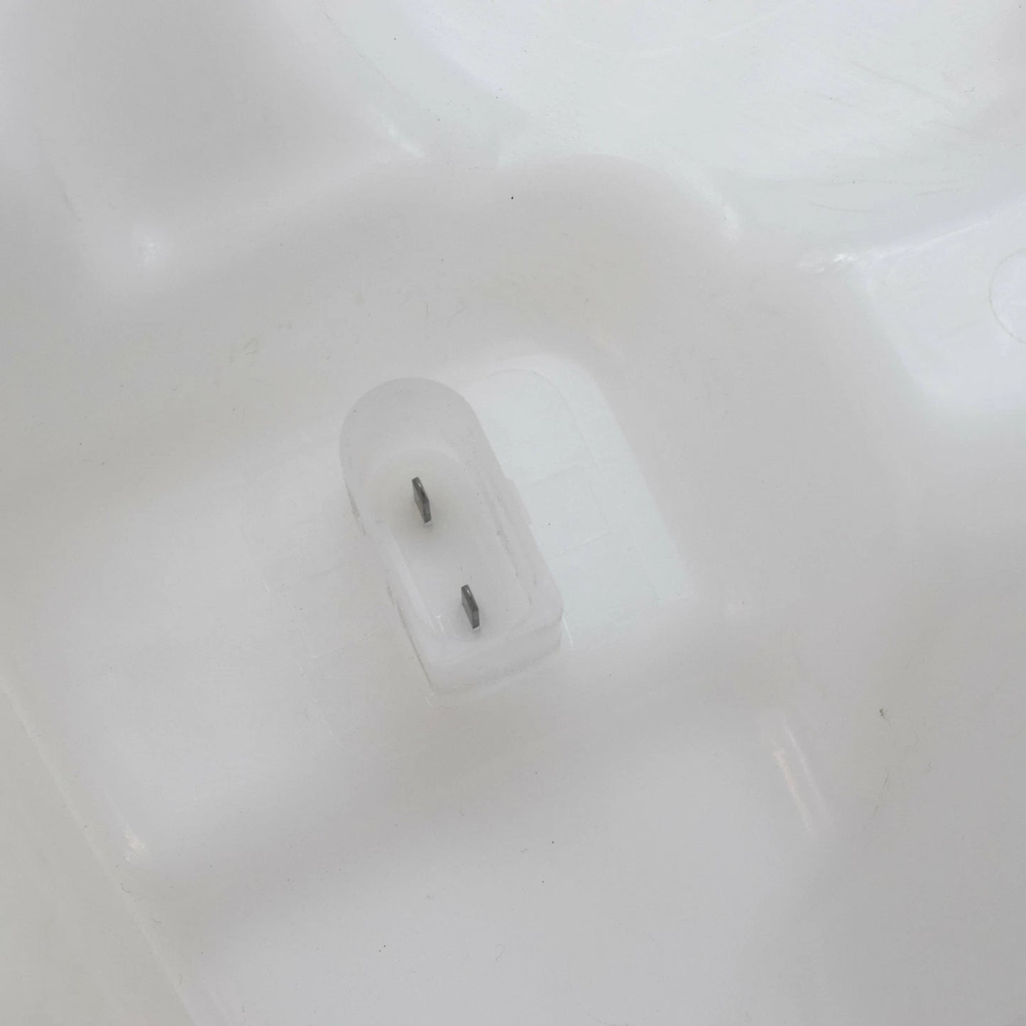 NEW VW TIGUAN AD WINDSCREEN WASHER FLUID TANK 5NA955453B