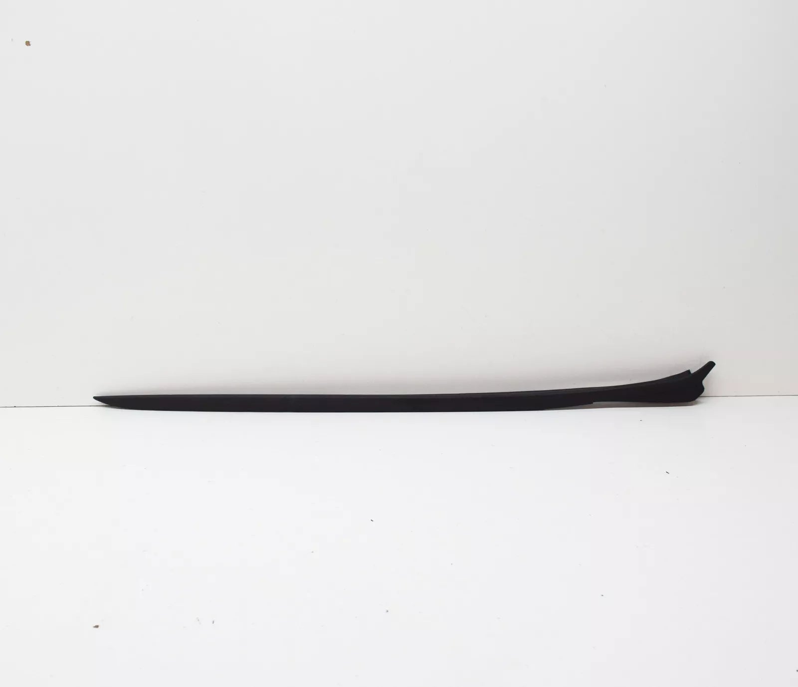 NEW BMW 3 F34 REAR DRIP MOLDING RIGHT SIDE 51317285948 7285948 2014 ORIGINAL