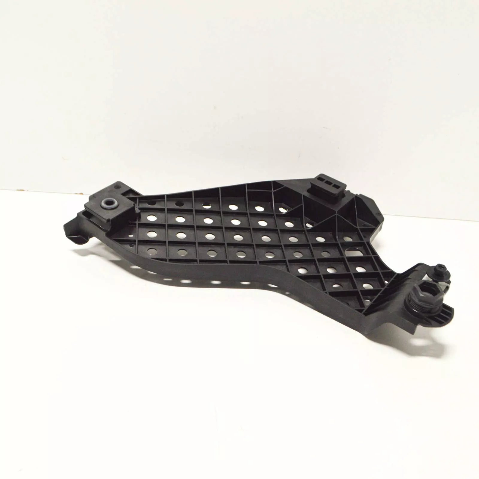 NEW AUDI Q3 8U FRONT RIGHT HEADLIGHT LAMP RETAINER 8U0941454 2014 ORIGINAL