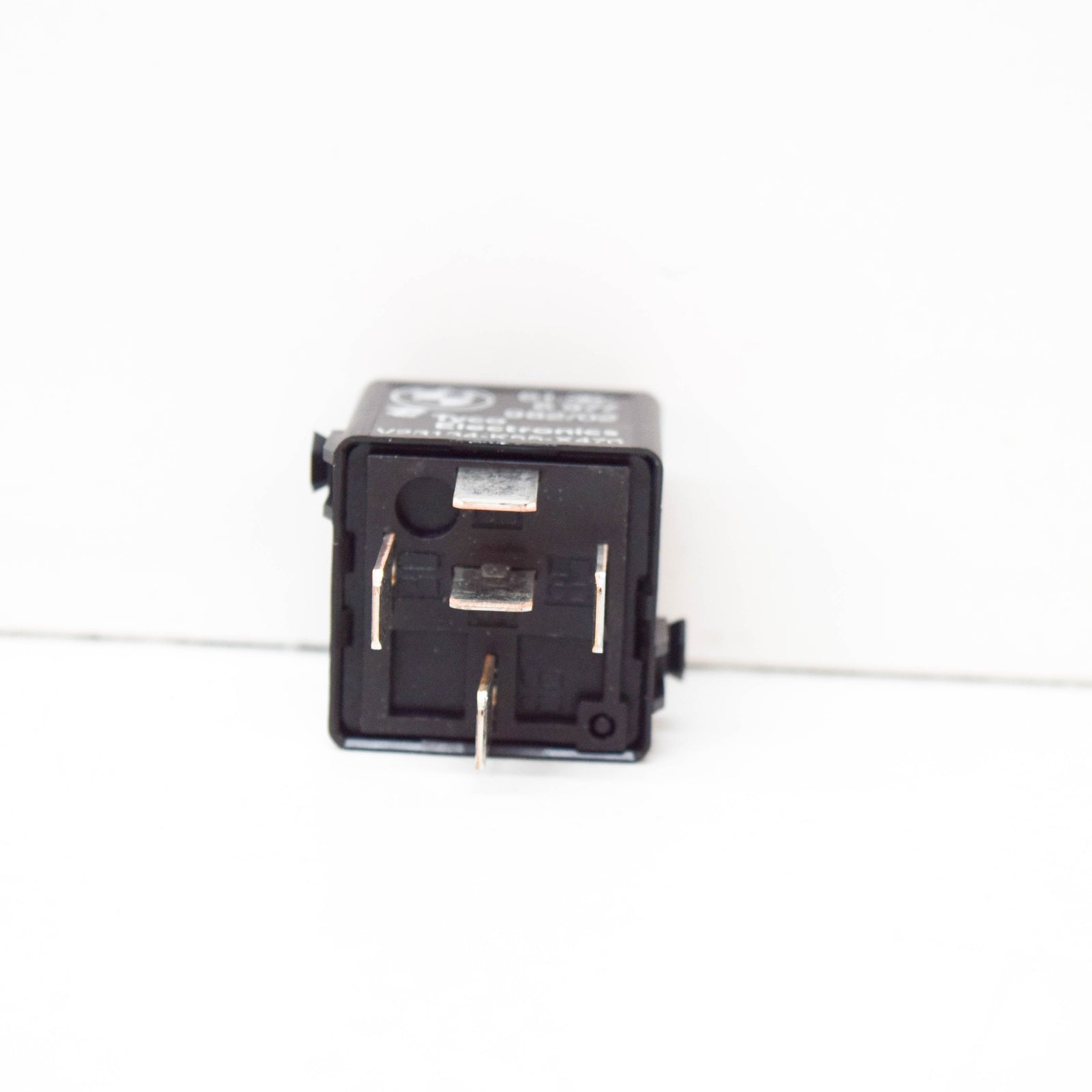 new mini r50 fuel/wiper multi purpose relay no contact 61366977982 original