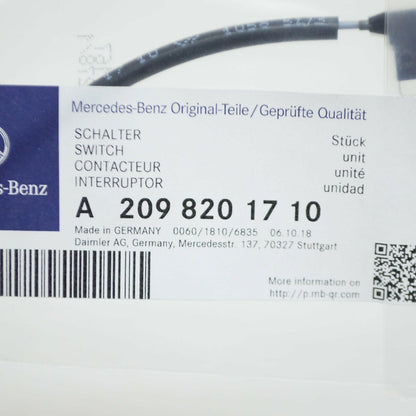 NEW MERCEDES-BENZ E COVERTIBLE A207 FOLDING TOP SWITCH A2098201710 ORIGINAL