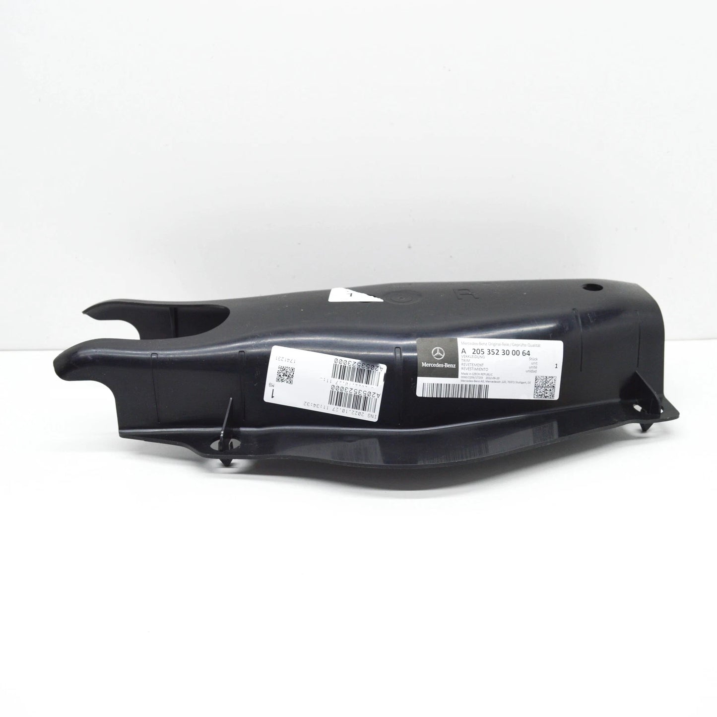 NEW MERCEDES BENZ C W205 REAR AXLE CONTROL ARM COVER A20535230 0064 ORIGINAL