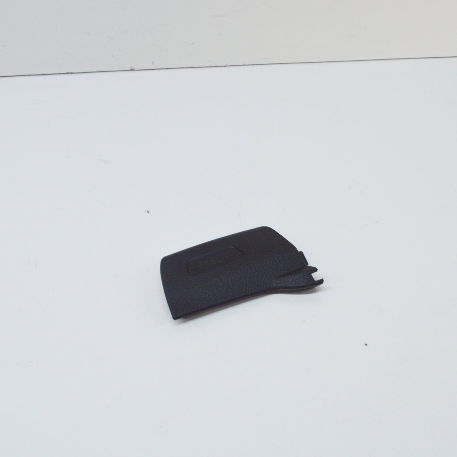 new bmw 2 f22, f87 front right seat belt catch cover 52107275696 7275696