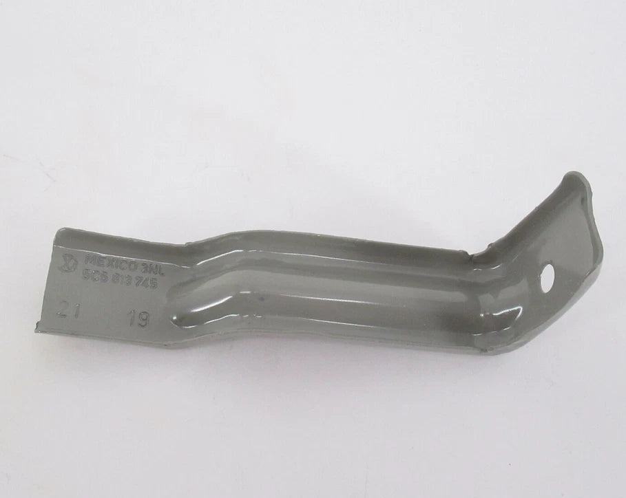 NEW VOLKSWAGEN BEETLE CABRIO 5C REAR BODY PANEL LOWER RETAINER 5C5813745