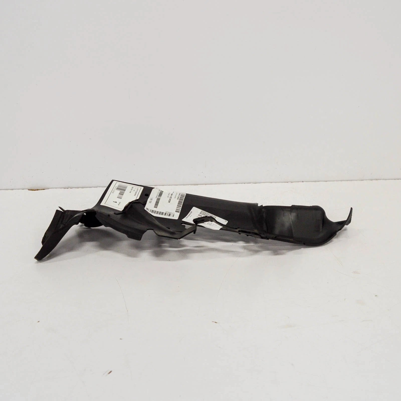 NEW AUDI A3 8V AIR DUCT LEFT DEFLECTOR 8V0121283B ORIGINAL