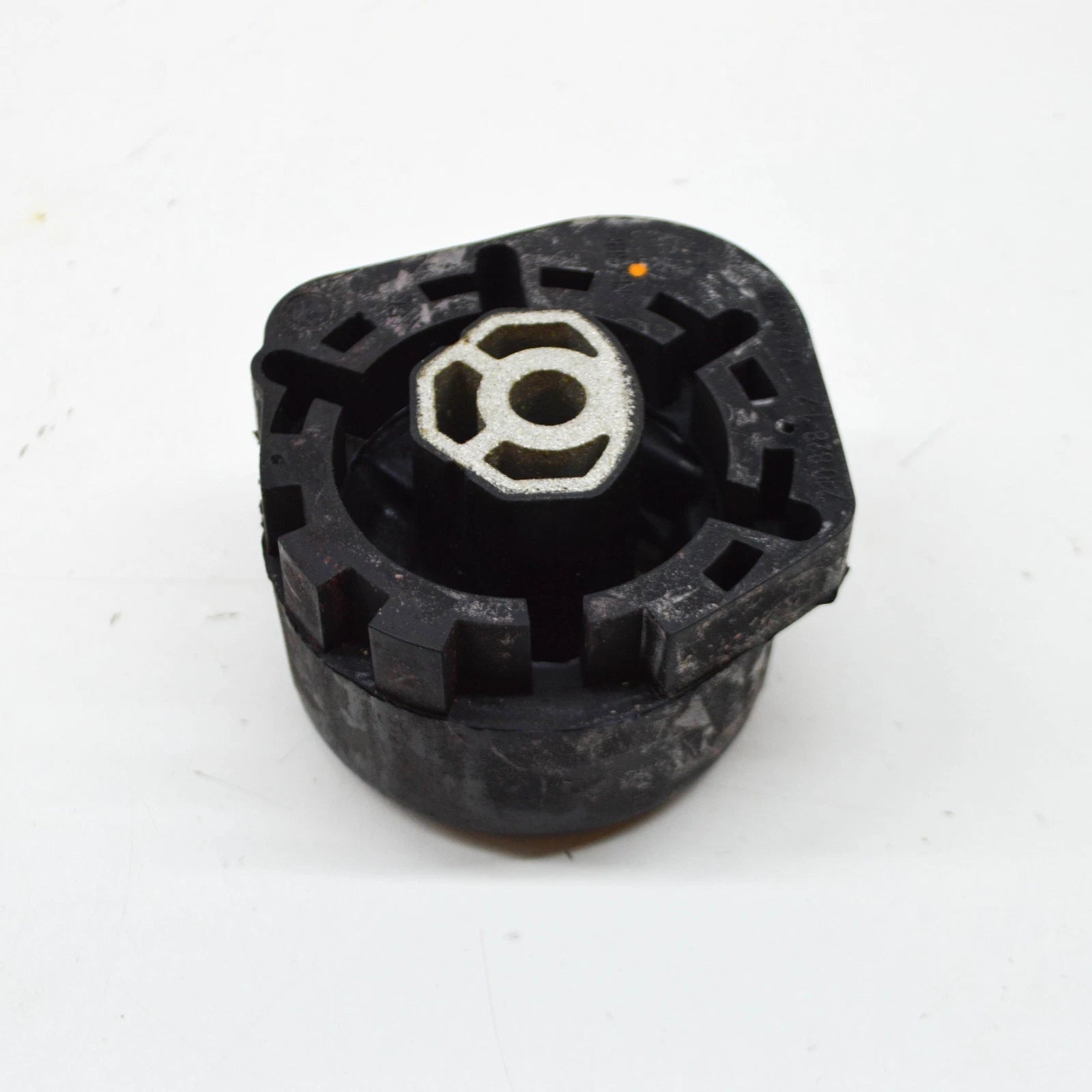 NEW BMW 5 GT F07 GEARBOX MOUNT 22326777389 6777389 ORIGINAL