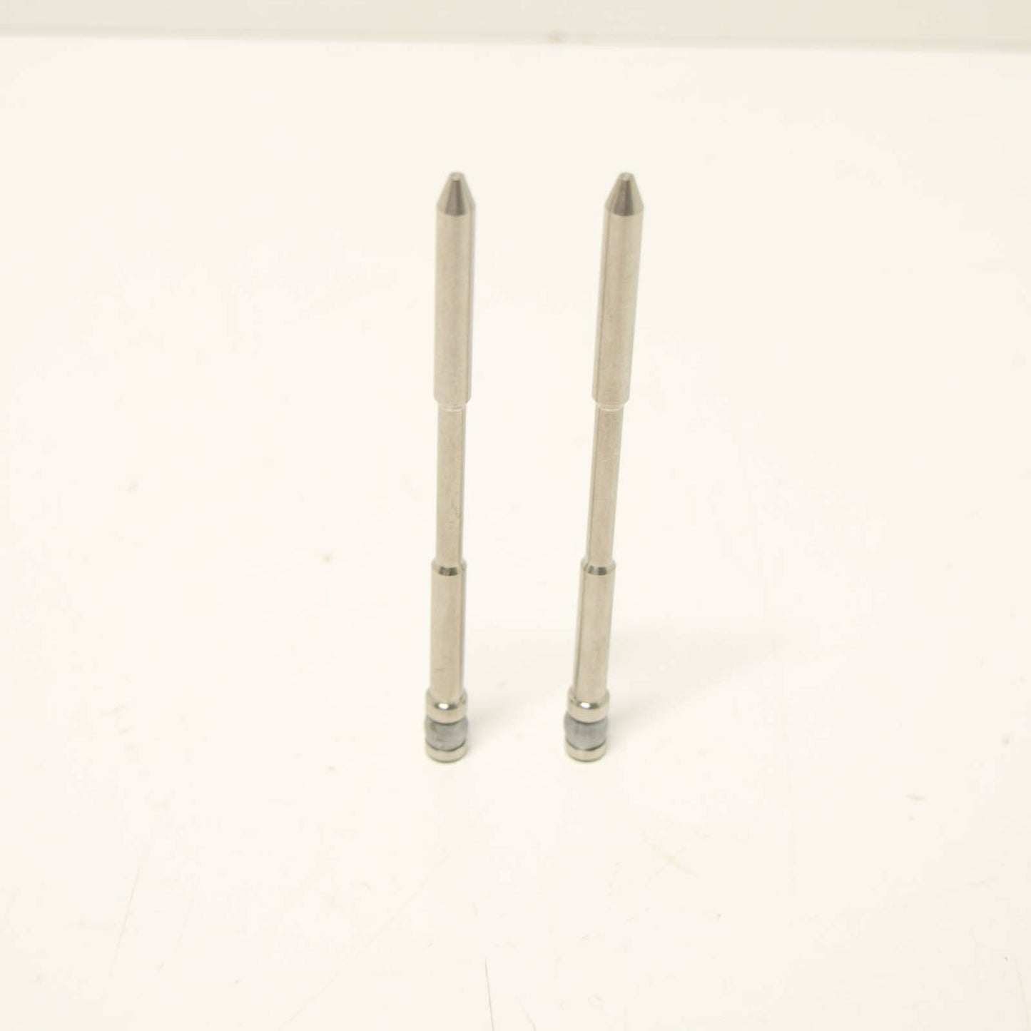 NEW MERCEDES-BENZ ML W166 FRONT WHEEL BRAKE BOLT PARTS KIT A0004215174 ORIGINAL