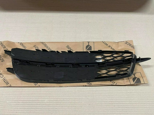 NEW AUDI A6 C7 RIGHT FOG LIGHT SURROUND GRILLE 4G0807682D9B9 2011 S LINE GENUINE