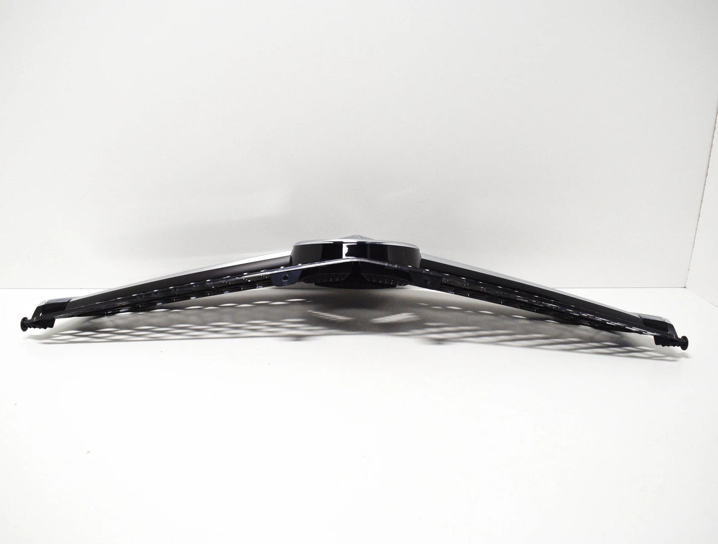 NEW MERCEDES-BENZ C W204 RADIATOR GRILLE A2048802483 ORIGINAL