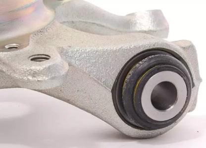 NEW MERCEDES-BENZ C W203 REAR RIGHT AXLE CARRIER A2033504008 ORIGINAL