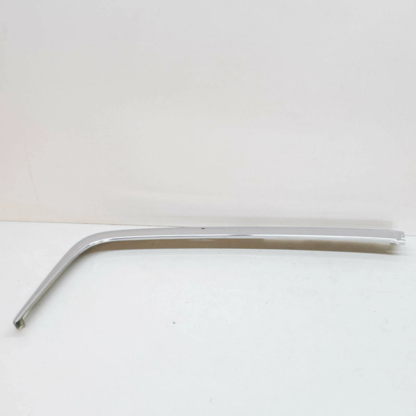 NEW MERCEDES-BENZ SL R107 FRONT BUMPER LEFT FACE BAR COVER A1078850901 ORIGINAL
