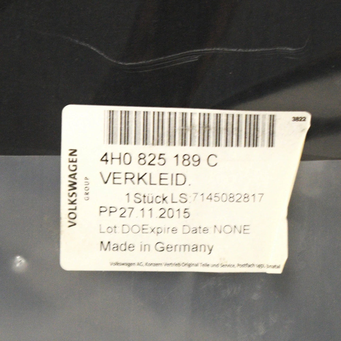 NEW AUDI A8 4H D4 FRONT LEFT UNDERBODY TRIM 4H0825189C