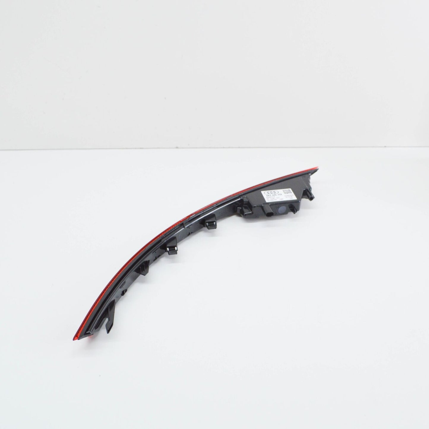 NEW AUDI E-TRON SPORTBACK GEA REAR RIGHT BUMPER REFLECTOR 4KE945702 ORIGINAL