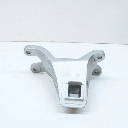 NEW BMW 5 G30 ENGINE RIGHT BRACKET 22116876222 ORIGINAL