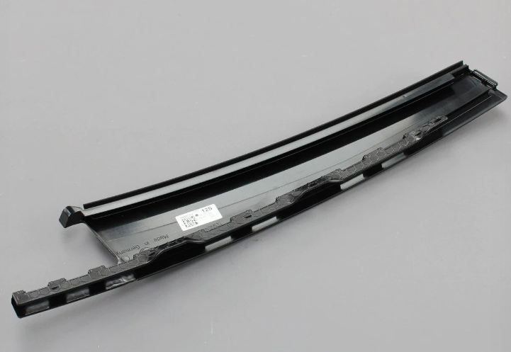 new skoda octavia mk3 5e right b-pillar door trim 5e0839902c original