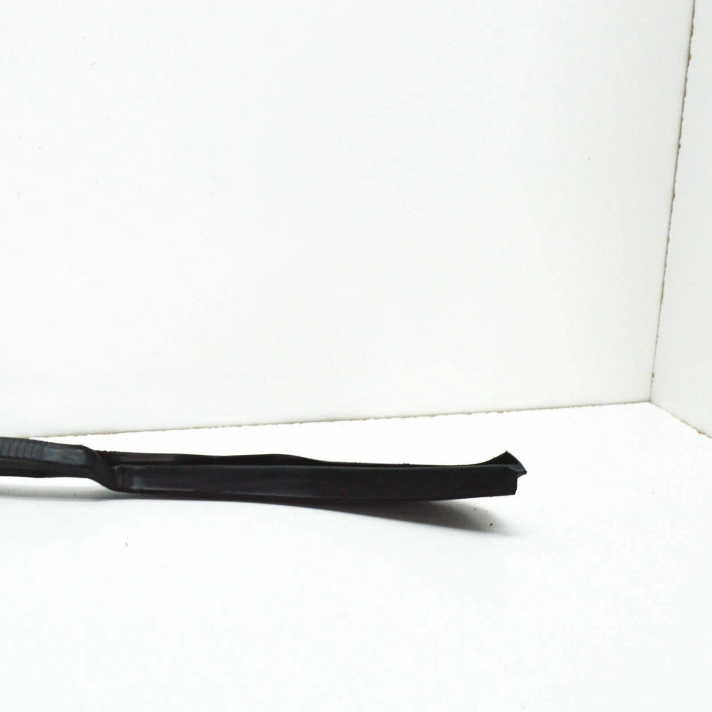 NEW AUDI Q7 4M REAR LEFT DOOR SEALING RUBBER 4M0839717D