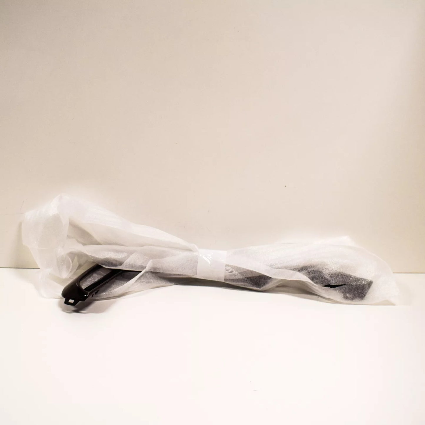 NEW BMW 7 G11 FRONT M BUMPER RIGHT GRILLE TRIM COVER 51118061120 2016 ORIGINAL