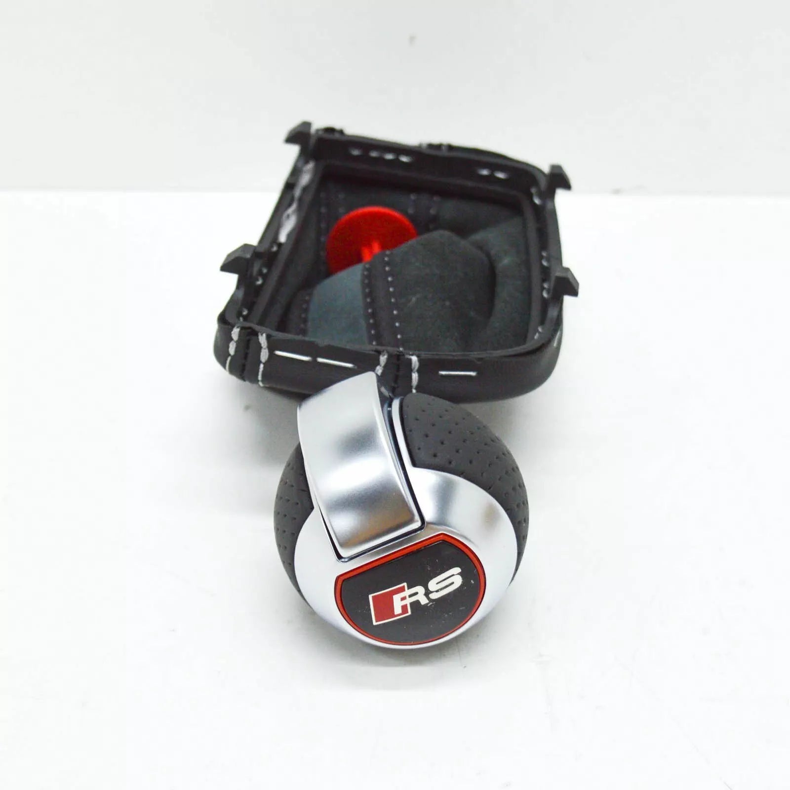 NEW AUDI A3 RS3 8P AUTOMATIC GEAR SHIFT KNOB LHD 8P1713139AAOCK ORIGINAL