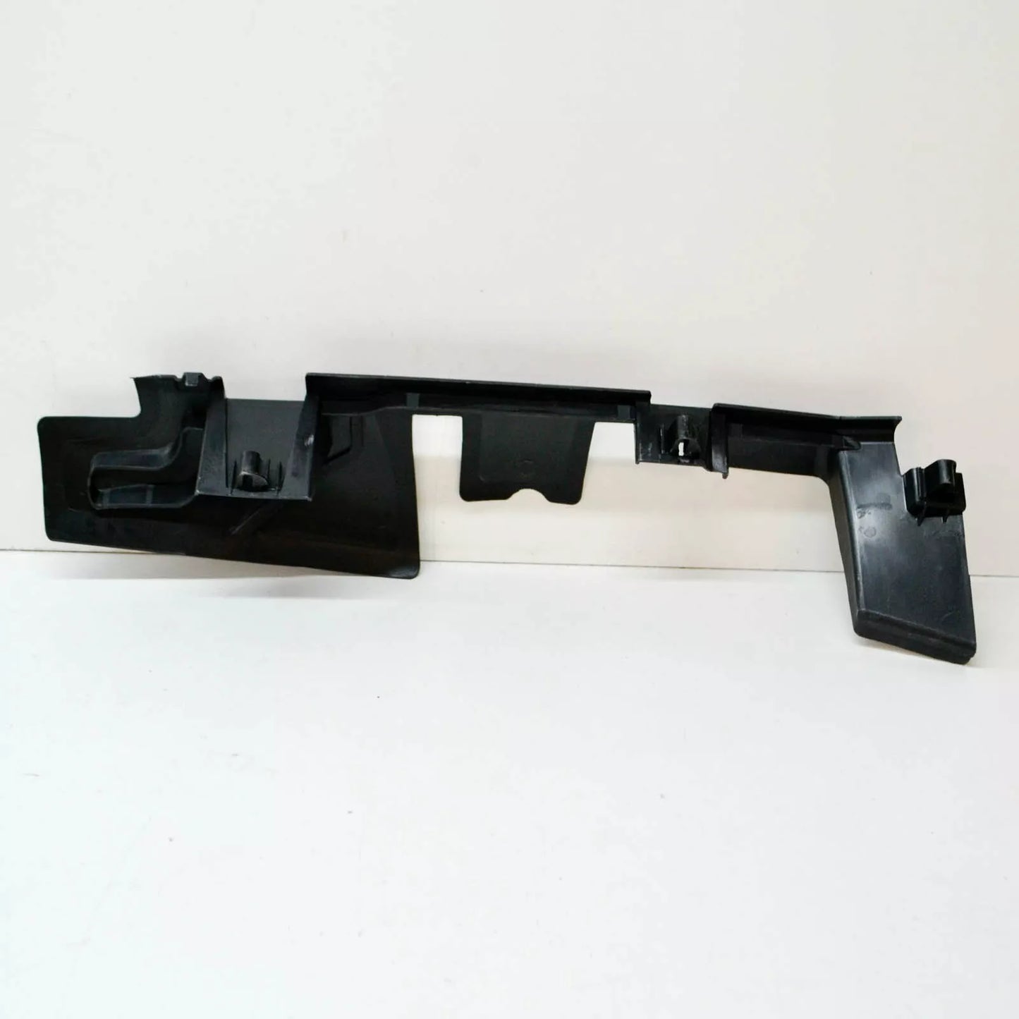 NEW VOLKSWAGEN CADDY MK3 2K RIGHT SIDE AIR GUIDE 2K5121284A ORIGINAL