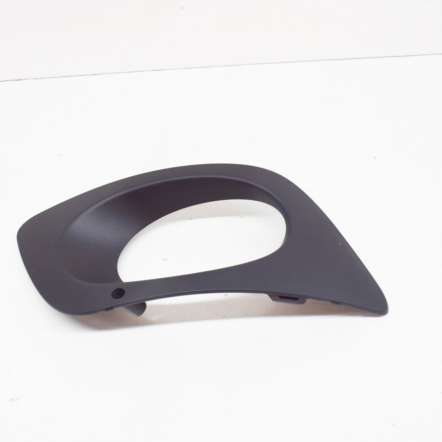 NEW MB SPRINTER W906 FRONT BUMPER LEFT FOG LIGHT TRIM A90688502539B51 ORIGINAL