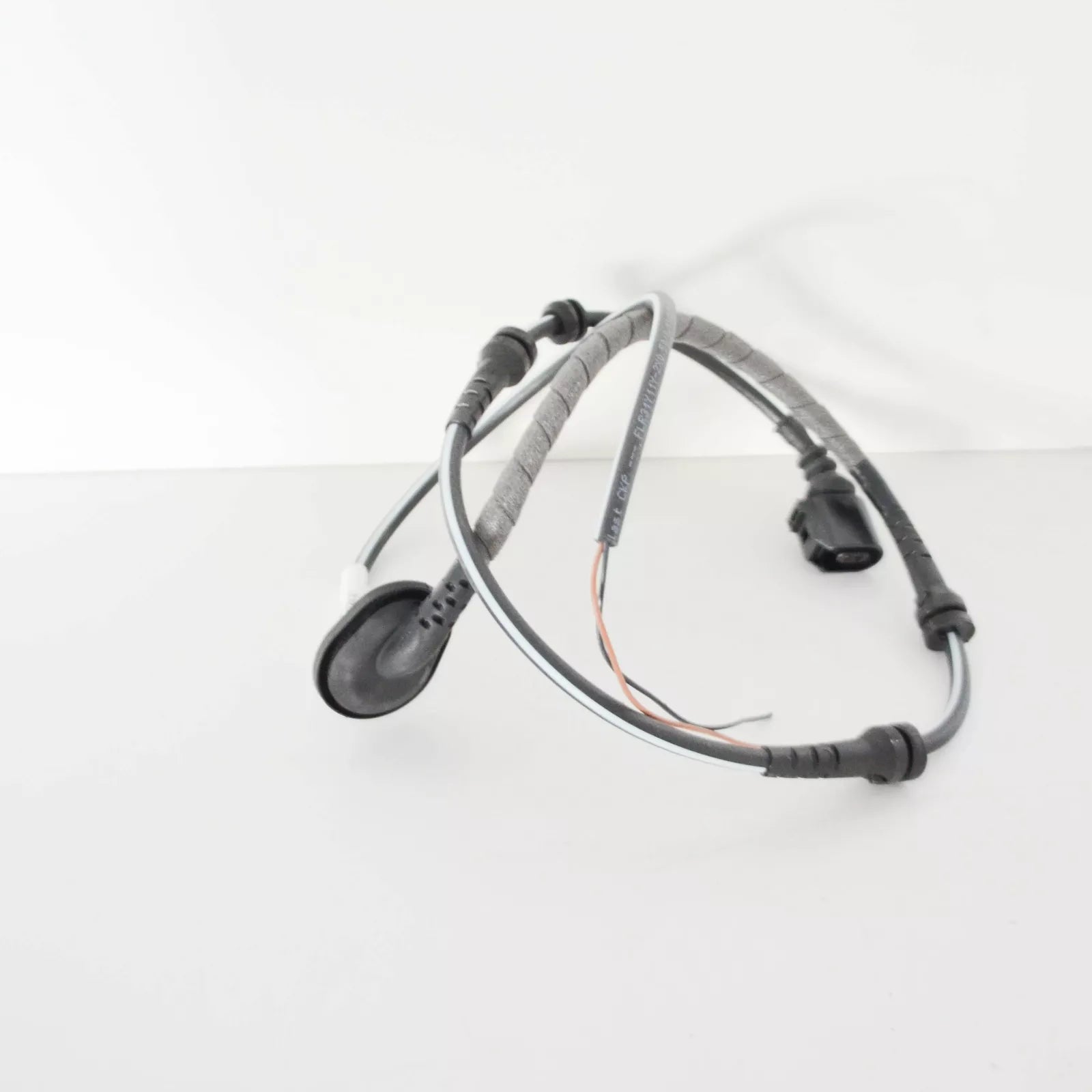 NEW VW PASSAT B7 REAR RIGHT ABS SENSOR WIRING HARNESS 3C0927904AC