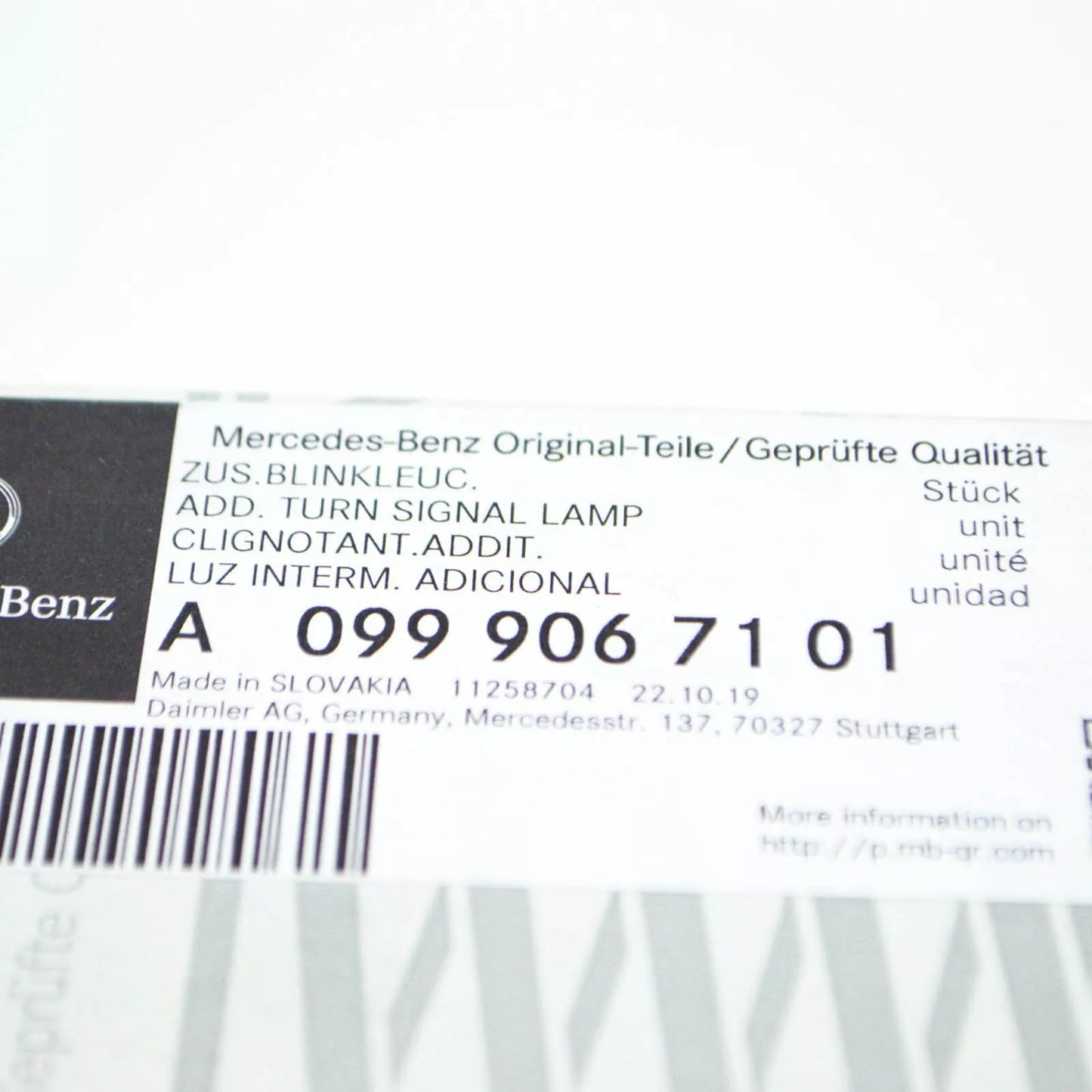 NEW MB C-CLASS W205 LEFT WING MIRROR TURN INDICATOR A0999067101 2016