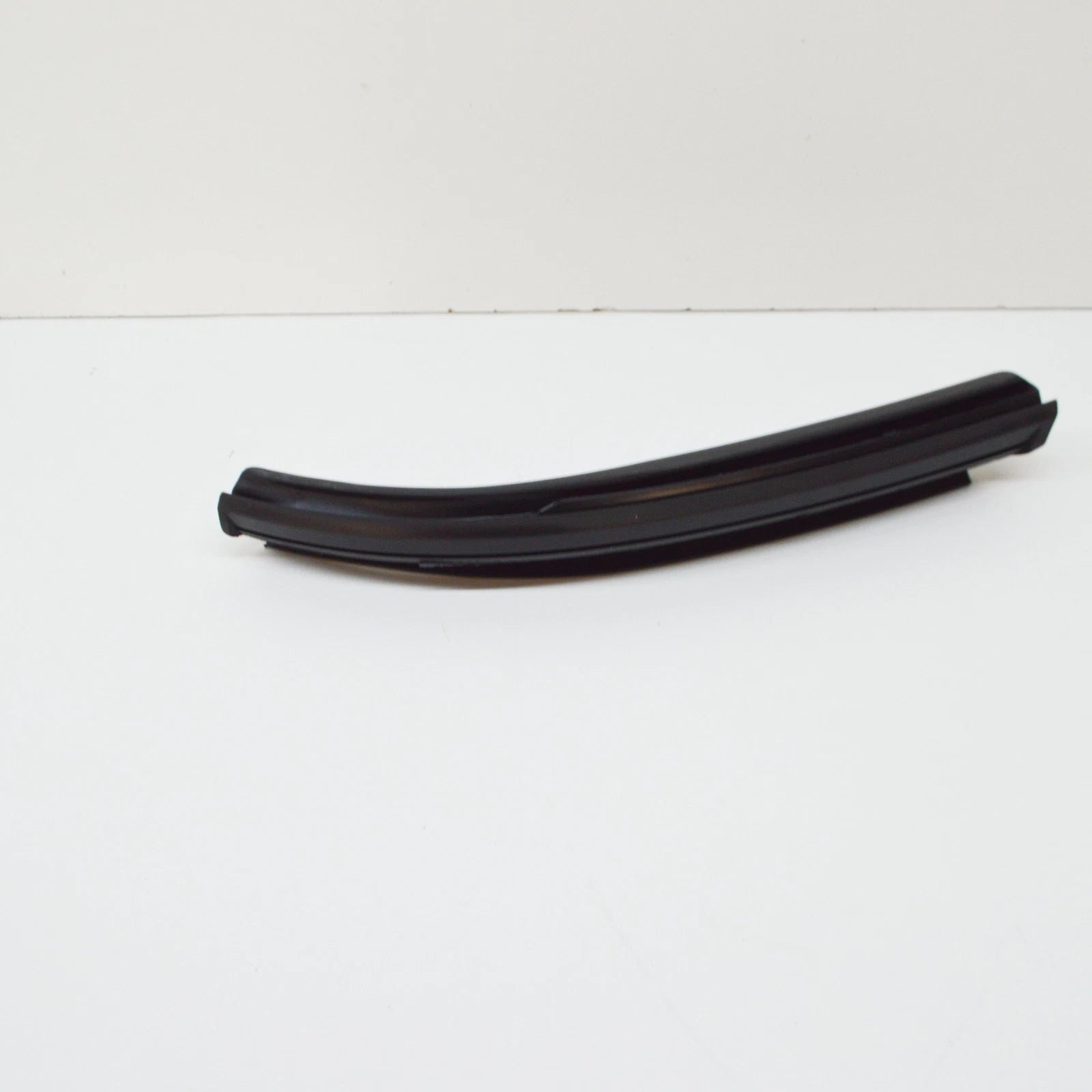 NEW AUDI TT 8J MK2 SOFT TOP RIGHT REAR SEAL 8J7871420 ORIGINAL