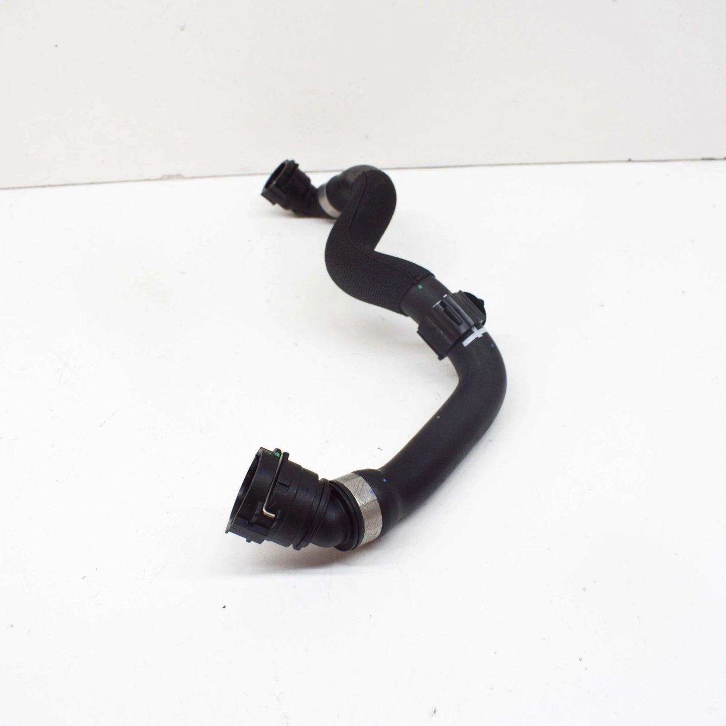 NEW BMW X5 G05 RIGHT SIDE WATER REMOTE RADIATOR HOSE 17129894789 ORIGINAL