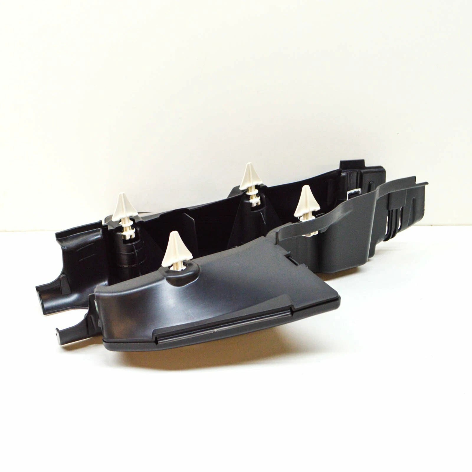 NEW MERCEDES-BENZ S-CLASS W222 REAR RIGHT WISHBONE COVER A2223520491