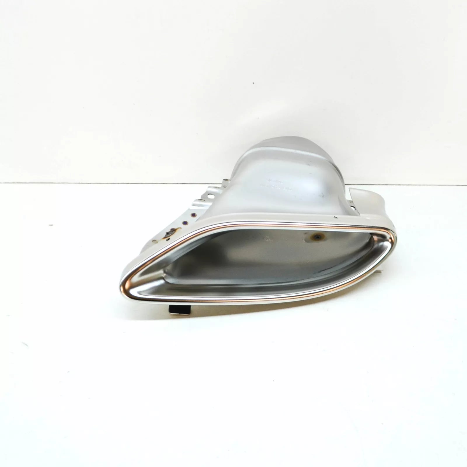 NEW MERCEDES-BENZ GLE W166 LEFT TAIL PIPE COVER A2124902727 ORIGINAL