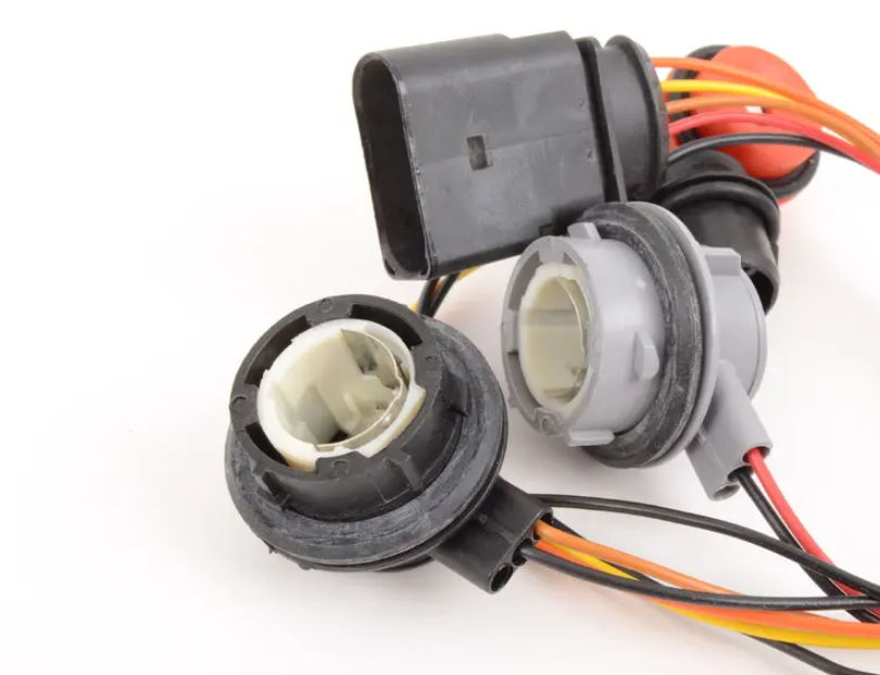 NEW AUDI A5 CABRIO 8F REAR TAILLIGHT BULB HOLDER HARNESS 8T0945221A ORIGINAL