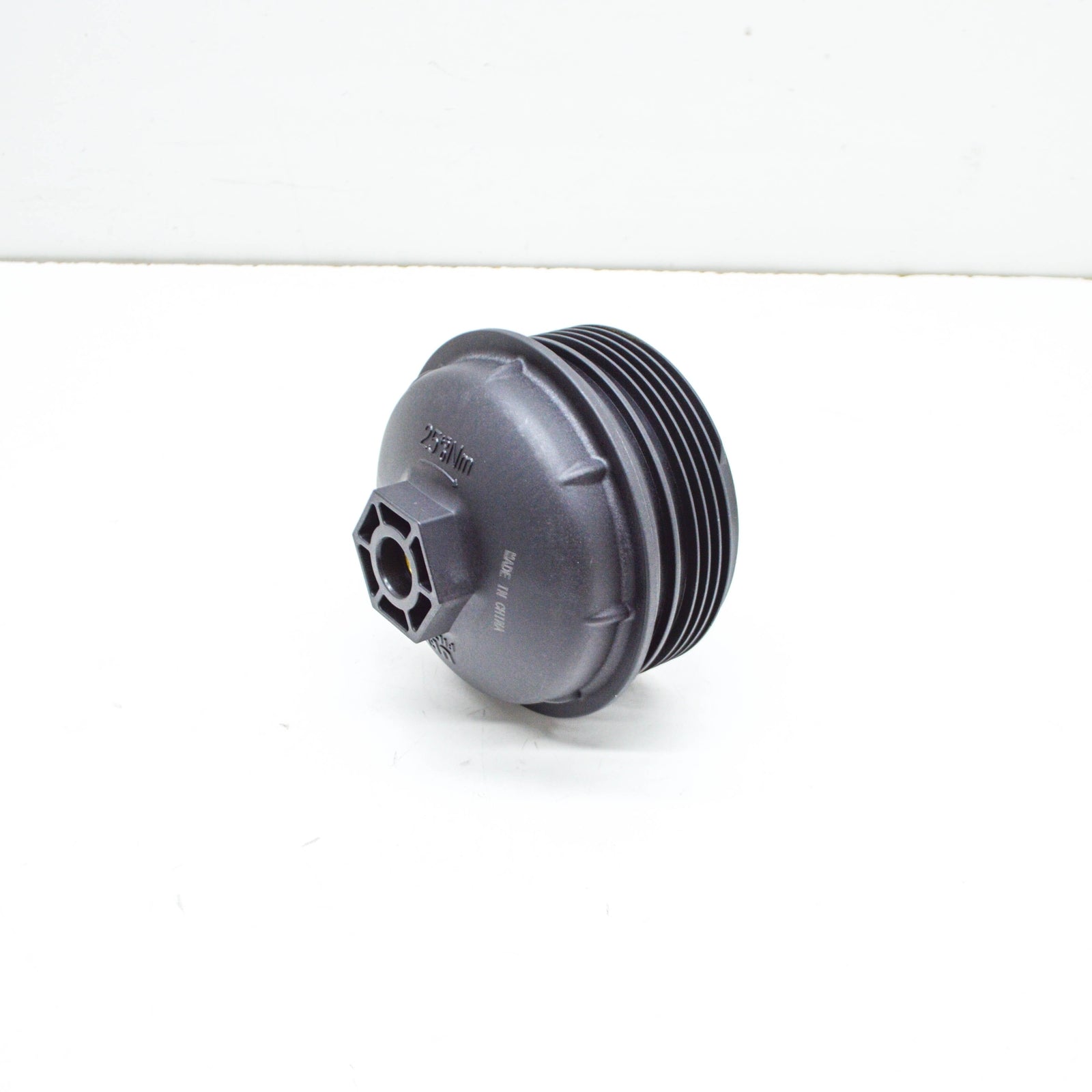 NEW VOLKSWAGEN PASSAT CC OIL FILTER HOUSING CAP COVER 03H115433 ORIGINAL