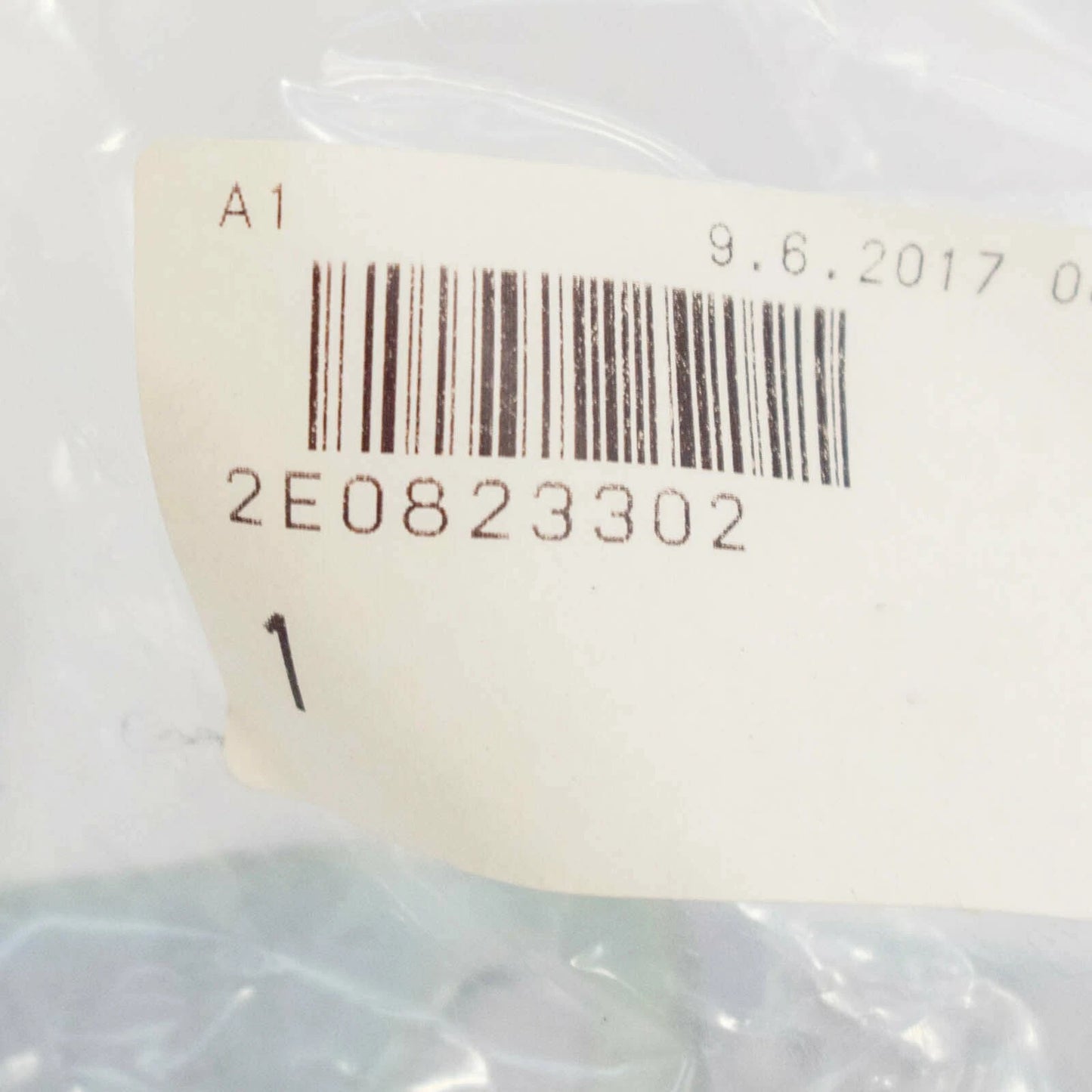 NEW VOLKSWAGEN CRAFTER FRONT RIGHT SIDE BONNET HOOD HINGE 2E0823302 2010