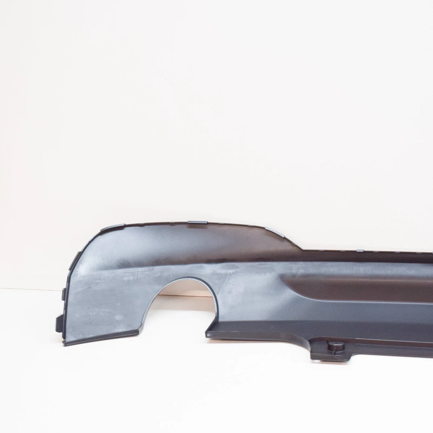 NEW BMW 5 GT F07 REAR M BUMPER LOWER DIFFUSER TRIM 51128056123 8056123 ORIGINAL