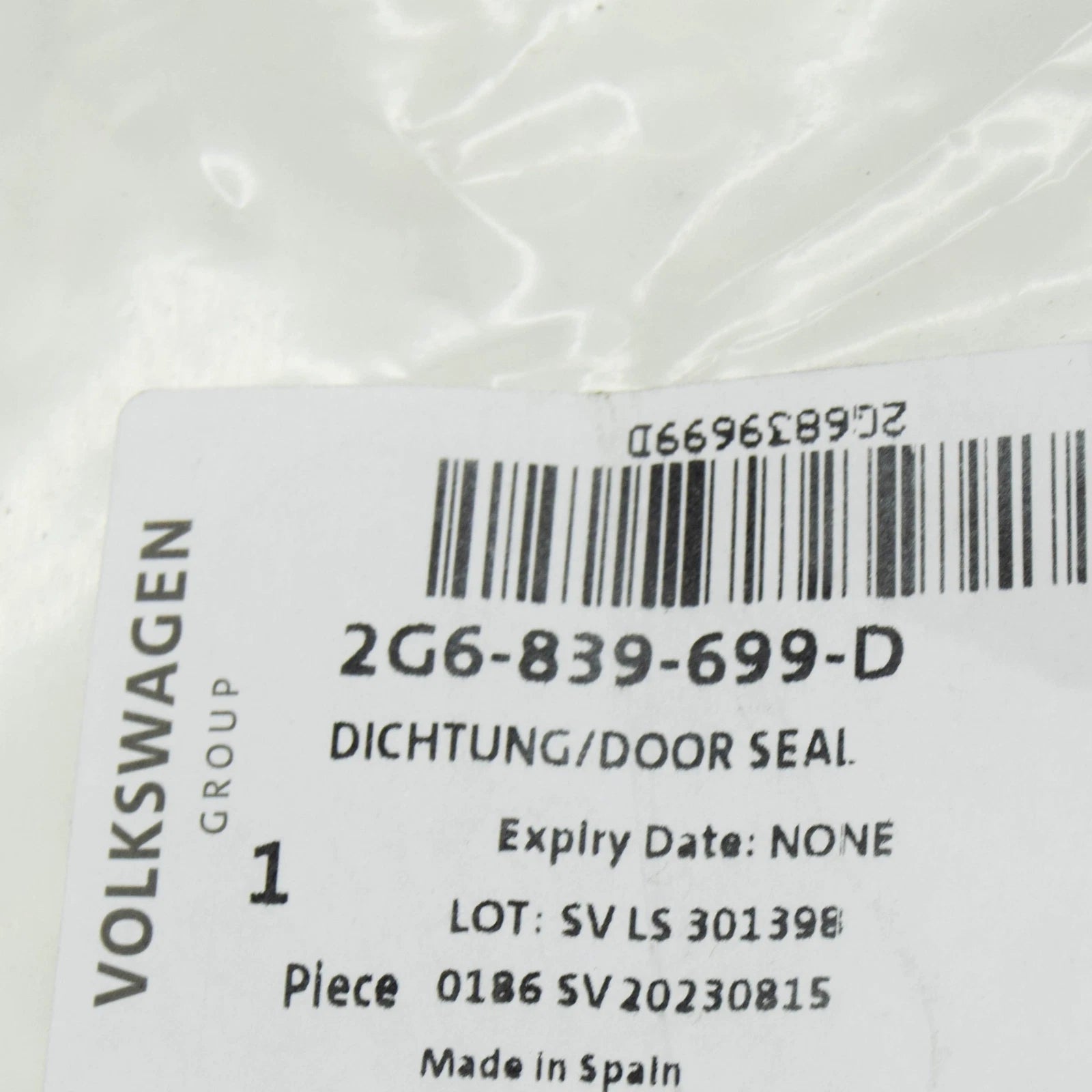 NEW VOLKSWAGEN POLO AW REAR LEFT DOOR SEALING RUBBER 2G6839699D ORIGINAL