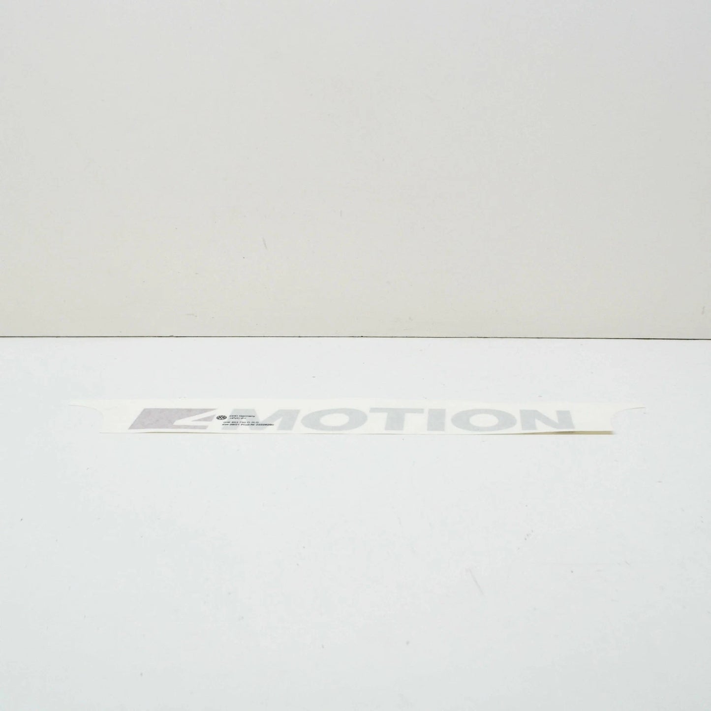 NEW VW AMAROK 4MOTION REAR DECO INSCRIPTION LABEL 2H6853750D2LG