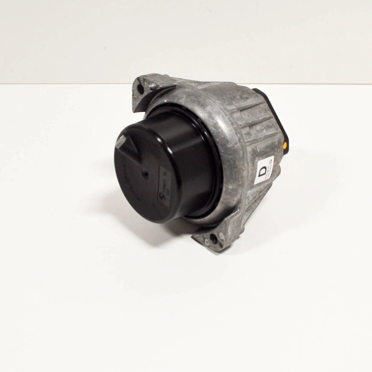 NEW BMW 3 E92 ENGINE MOUNT 22116760332 6760332 ORIGINAL