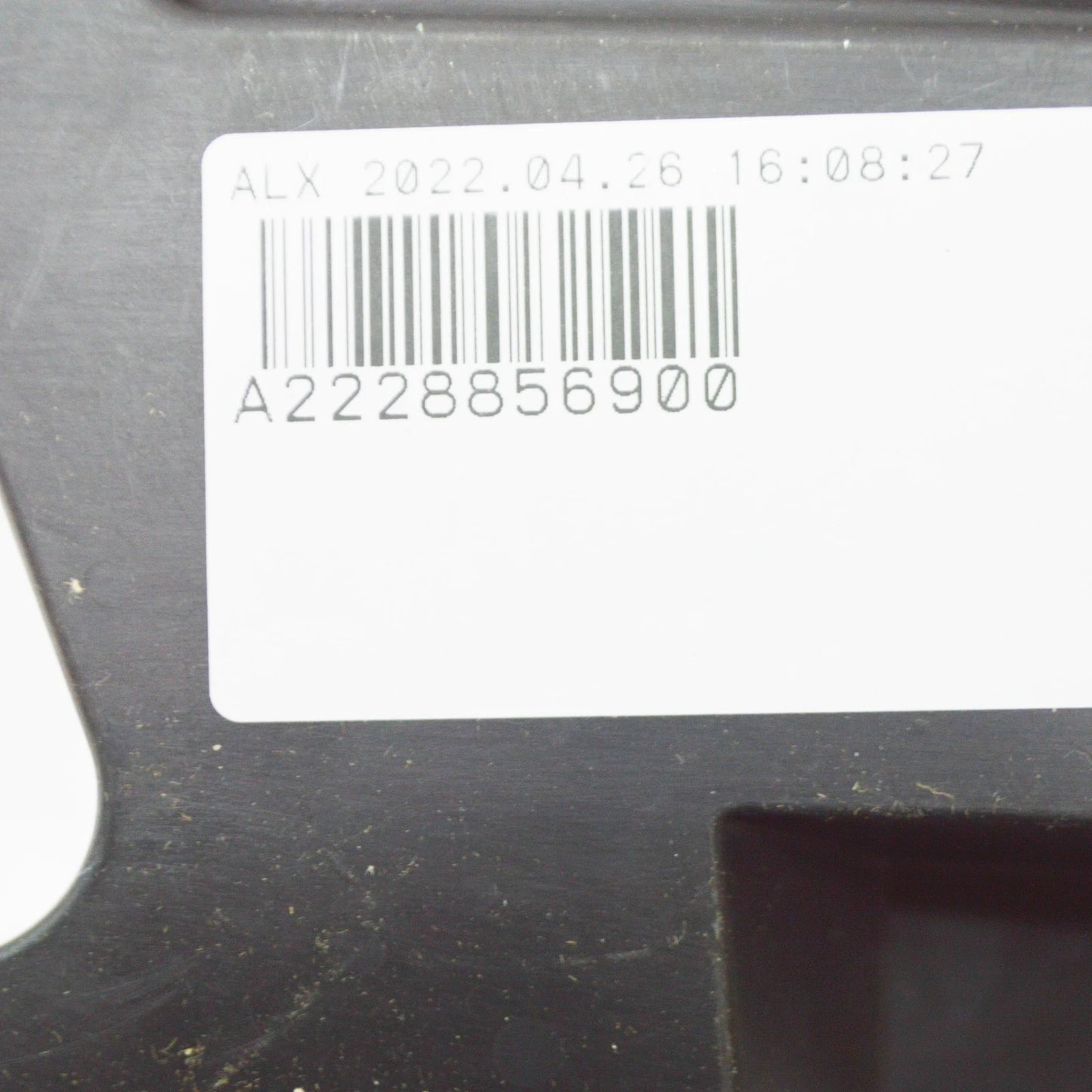 NEW MB S W222 FRONT RIGHT BUMPER OUTSIDE BASIC MOUNTING A2228856900