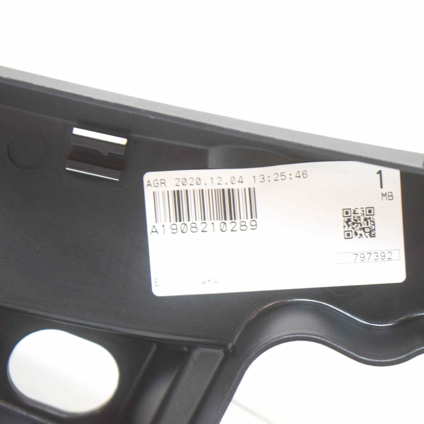 NEW MERCEDES-BENZ AMG GT C190 RIGHT LOWER PART CABLE DUCT A1908210289 ORIGINAL