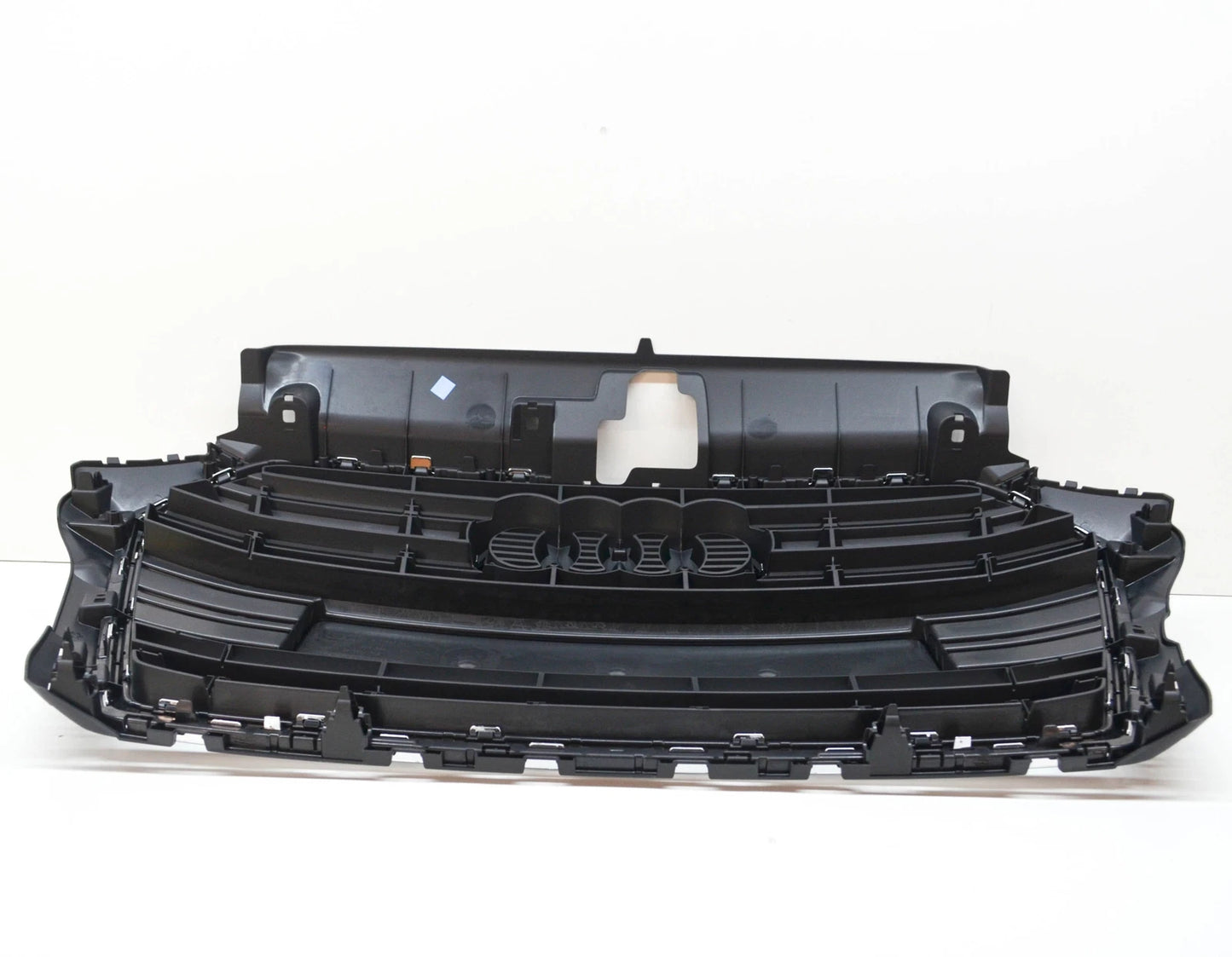 NEW AUDI A3 8V RADIATOR GRILLE 8V3853651AA3FZ