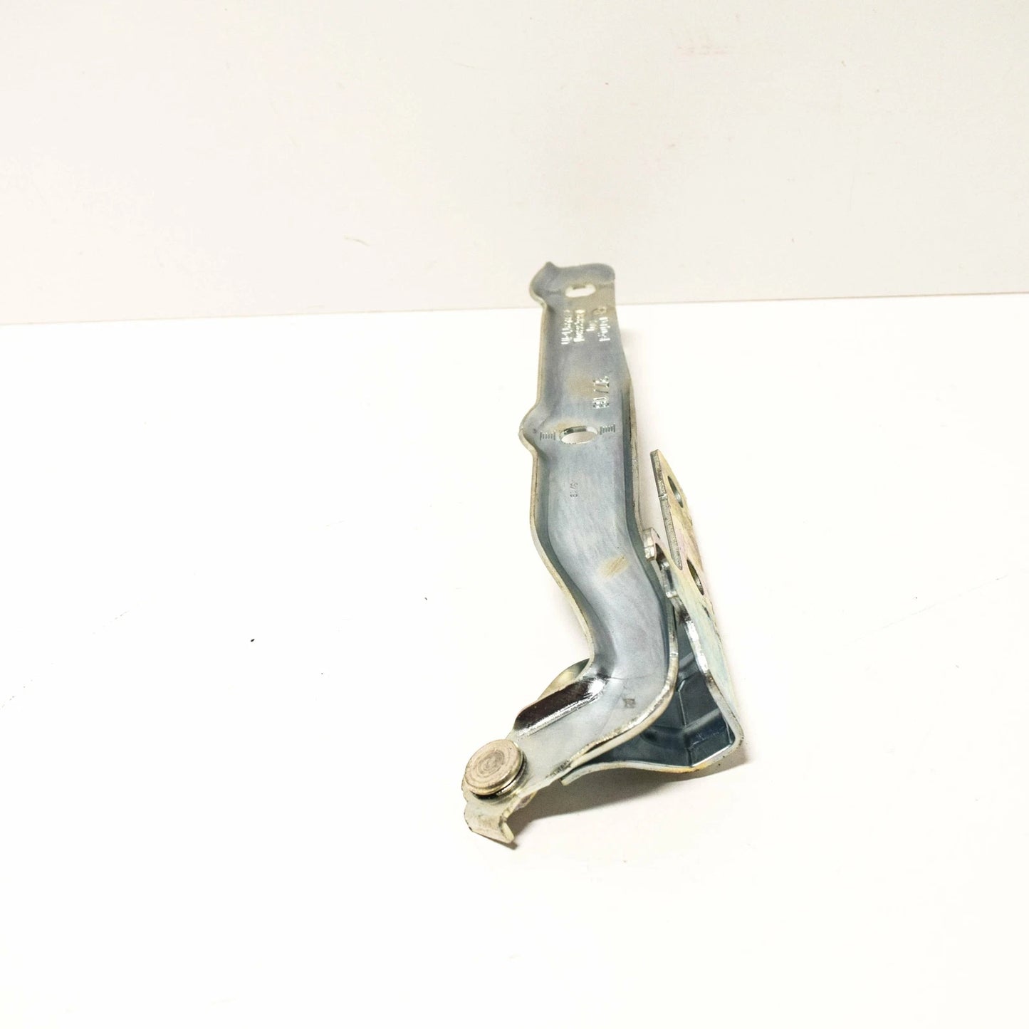NEW VOLKSWAGEN SCIROCCO MK3 FRONT BONNET LEFT HINGE 1K8823301E
