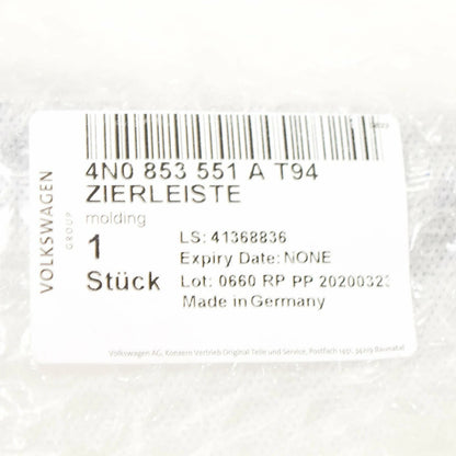 NEW AUDI A8 4N D5 REAR BUMPER CENTER MOLDING TRIM GLOSSY 4N0853551AT94 ORIGINAL