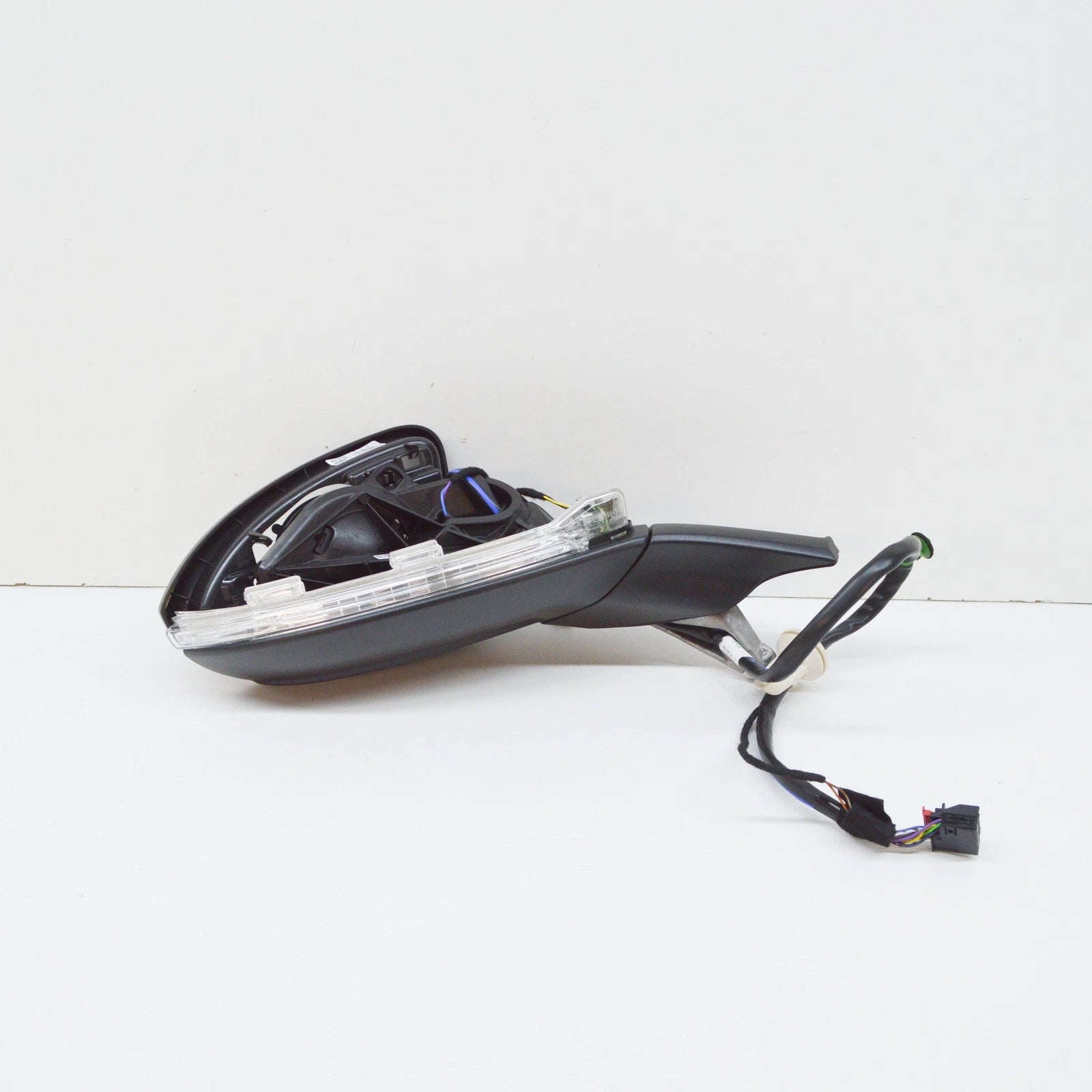 NEW VW GOLF MK7 FRONT RIGHT DOOR MIRROR HOUSING LHD 5G1857508FH9B9 ORIGINAL