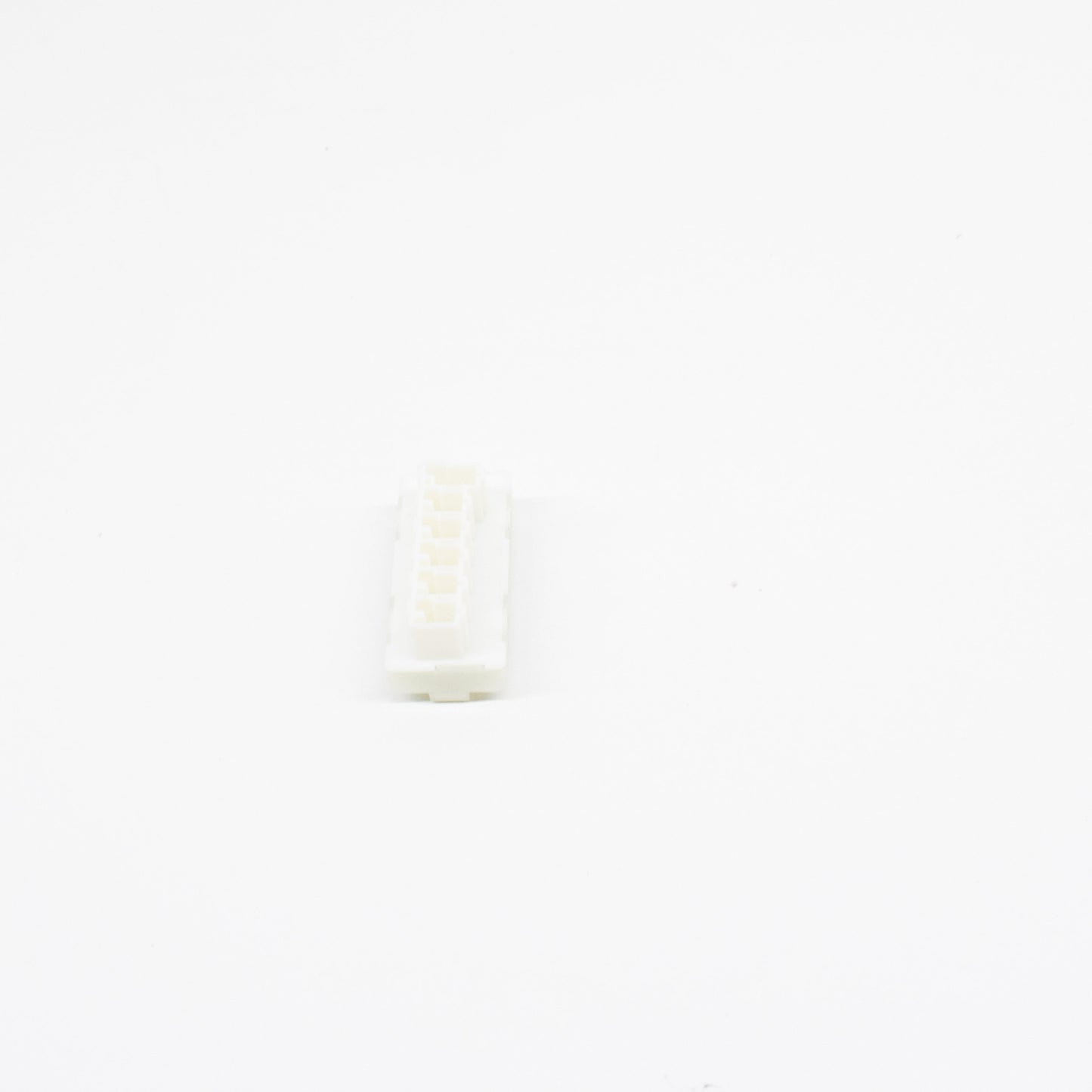 NEW MERCEDES BENZ C W204 POWER DISTRIBUTOR BLOCK A0055461040 ORIGINAL