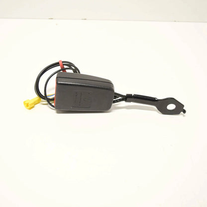 NEW MERCEDES BENZ C-CLASS W204 FRONT RIGHT SEAT BELT BUCKLE A2048602469